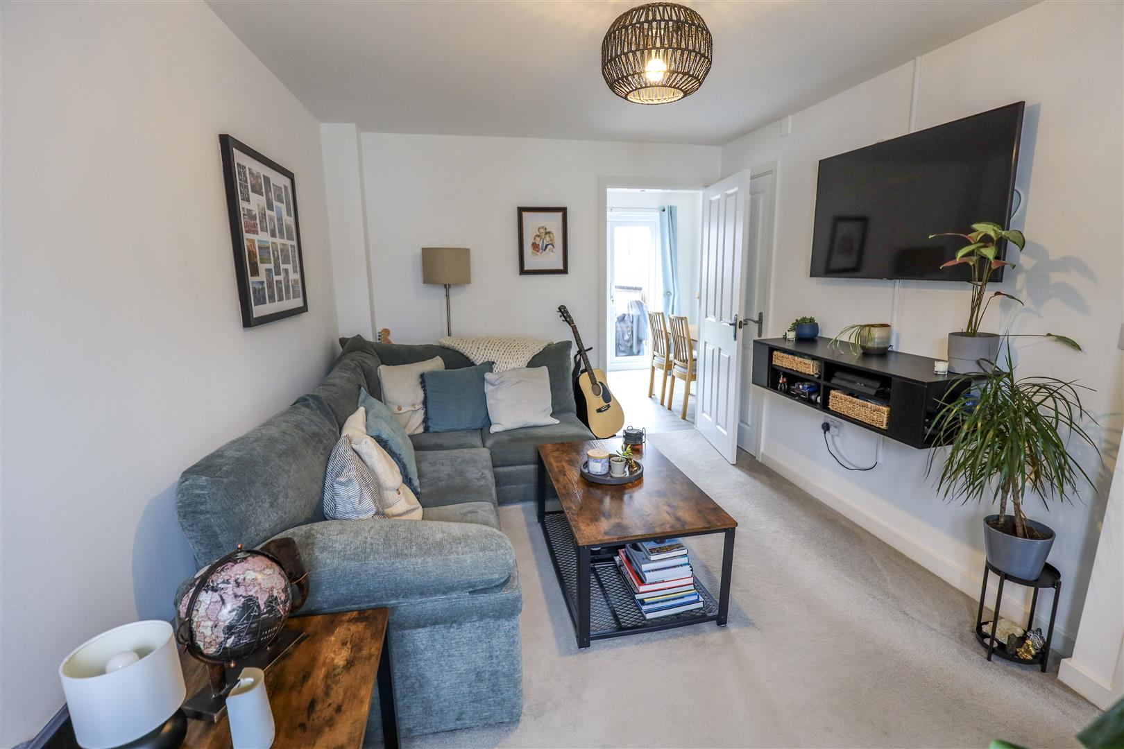 86 Plasnewydd Walk, Llantwit Major, Vale of Glamorgan, CF61 2YZ